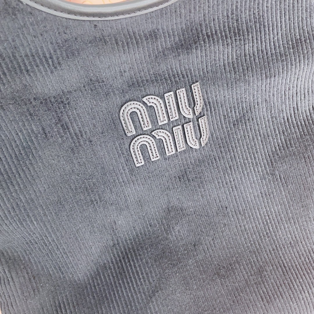 MIUMIU - 6