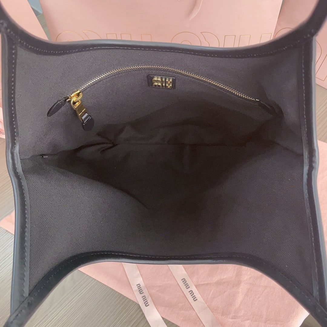 MIUMIU - 8
