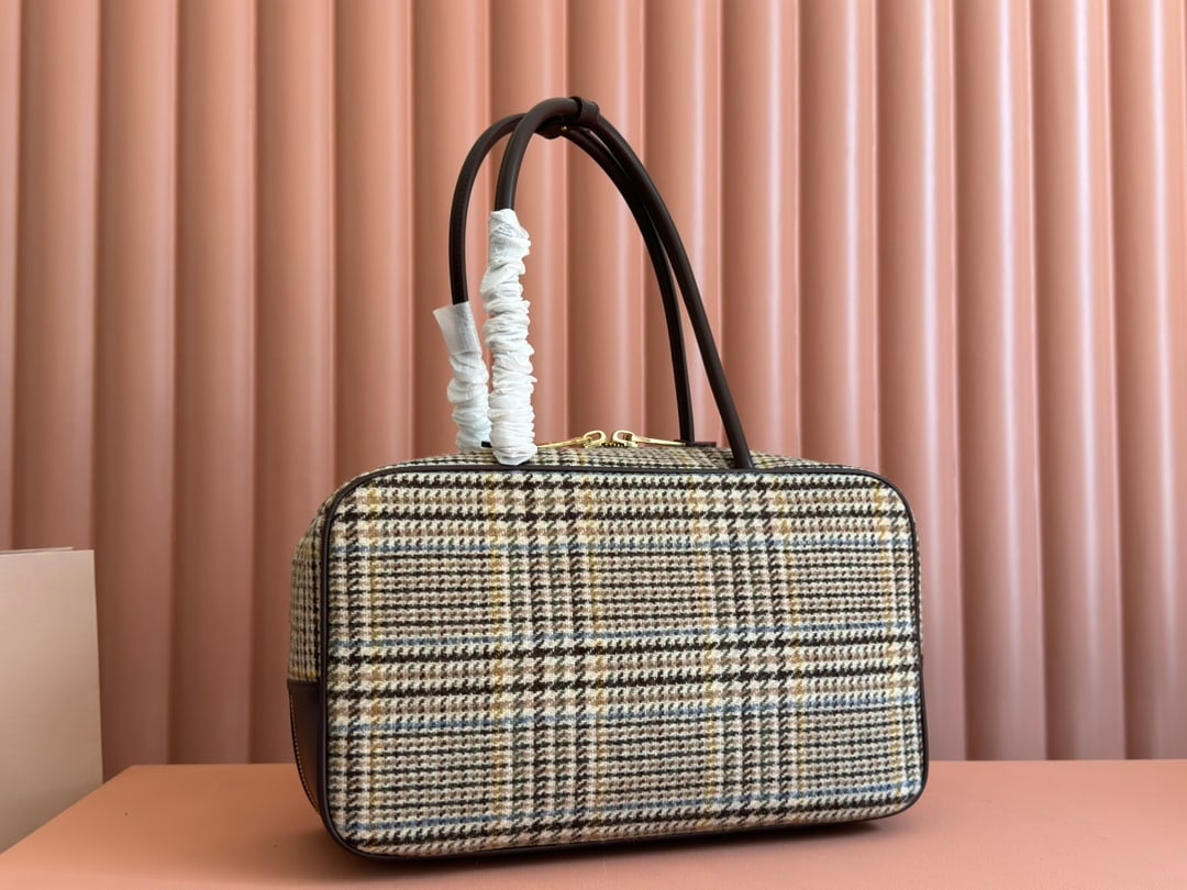 MIUMIU - 2