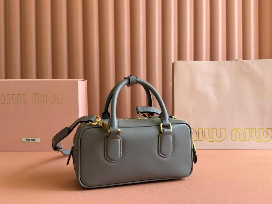 MIUMIU - 2