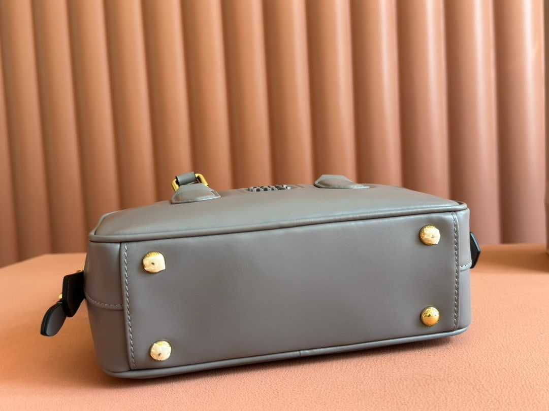 MIUMIU - 4