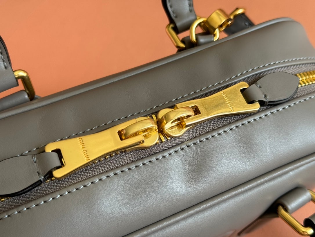 MIUMIU - 7