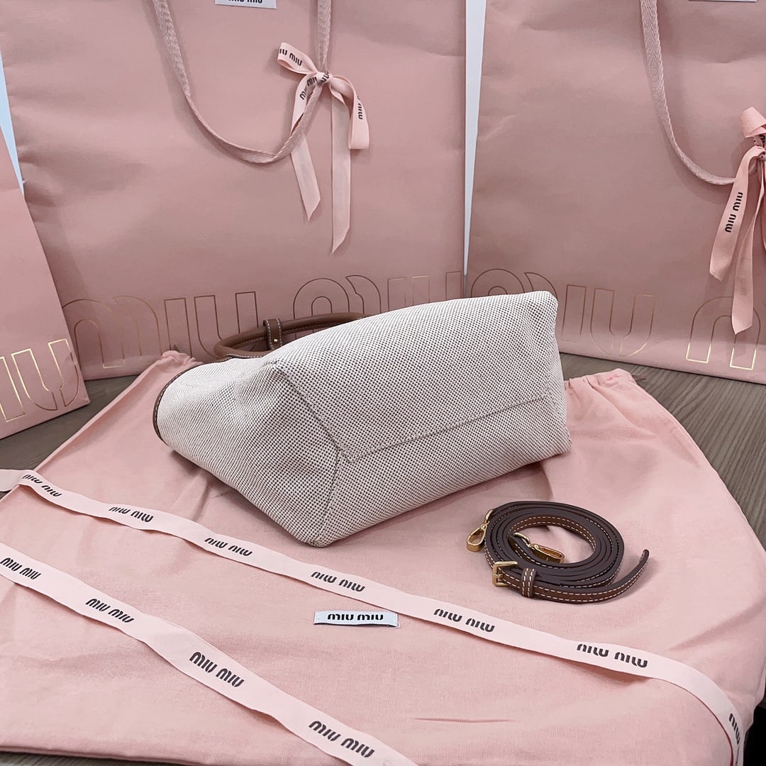 MIUMIU - 4