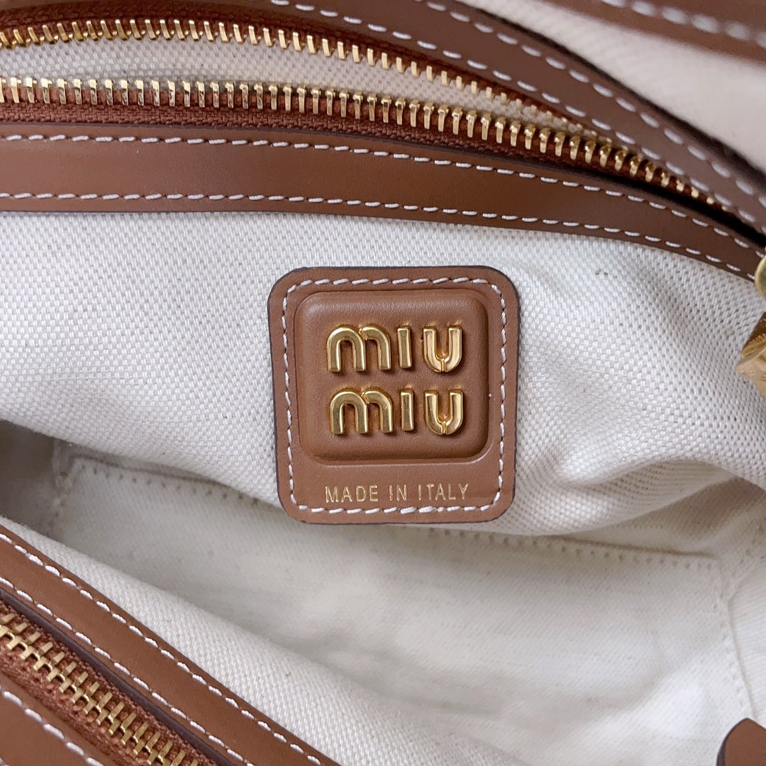 MIUMIU - 7