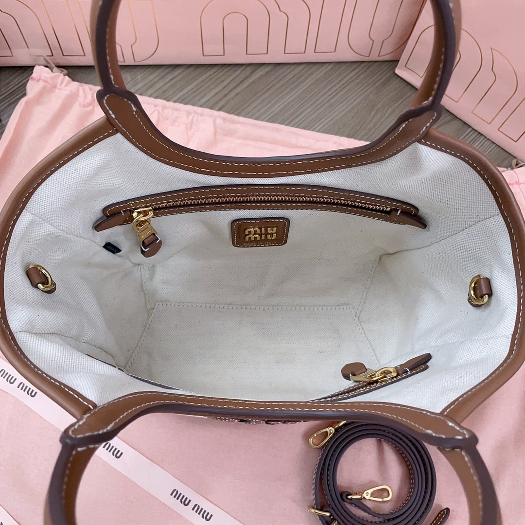 MIUMIU - 9