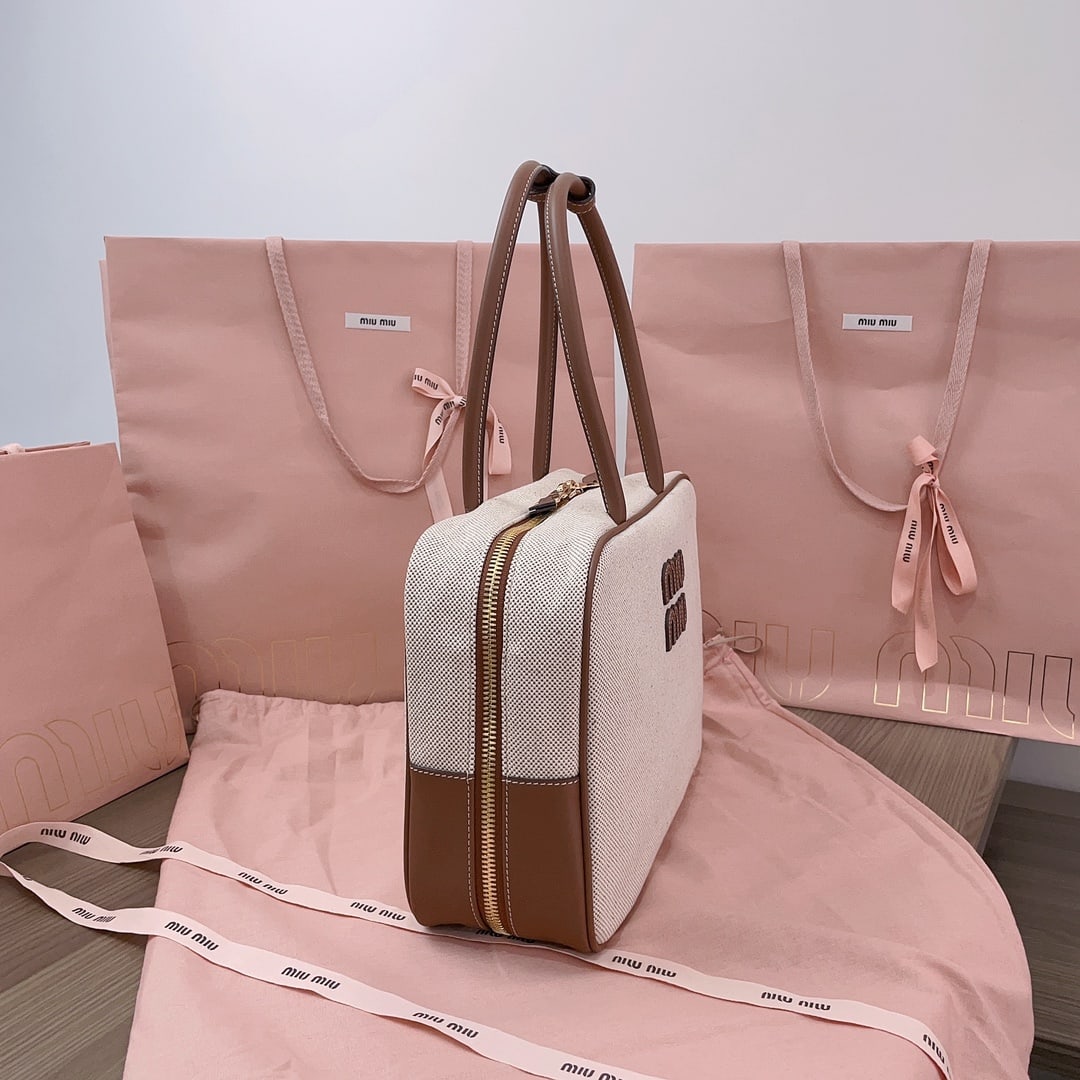 MIUMIU - 2