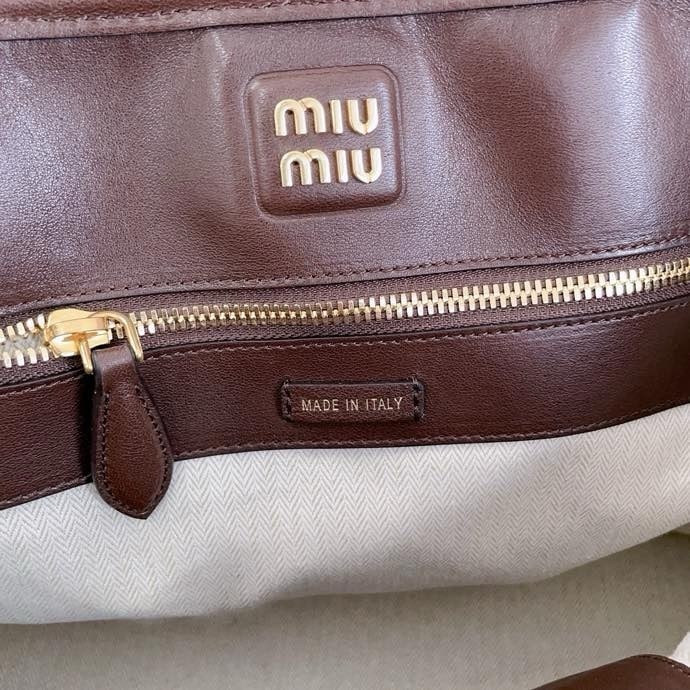 MIUMIU - 6