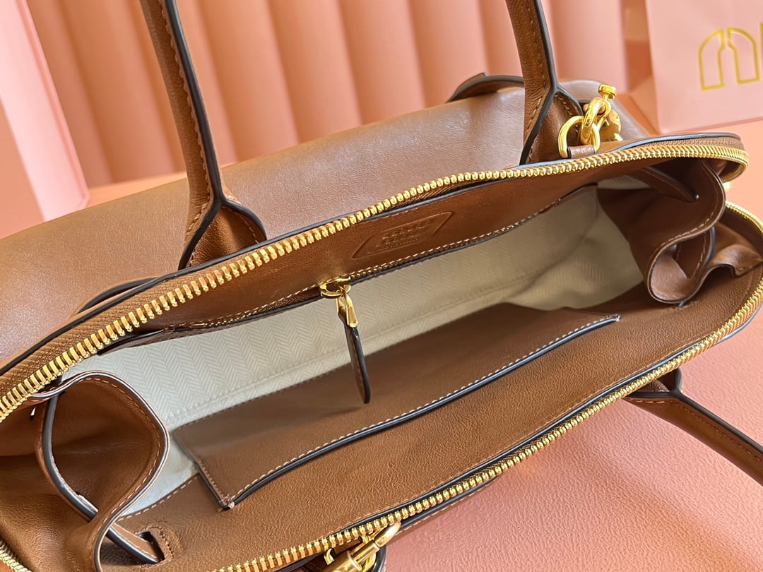 MIUMIU - 9