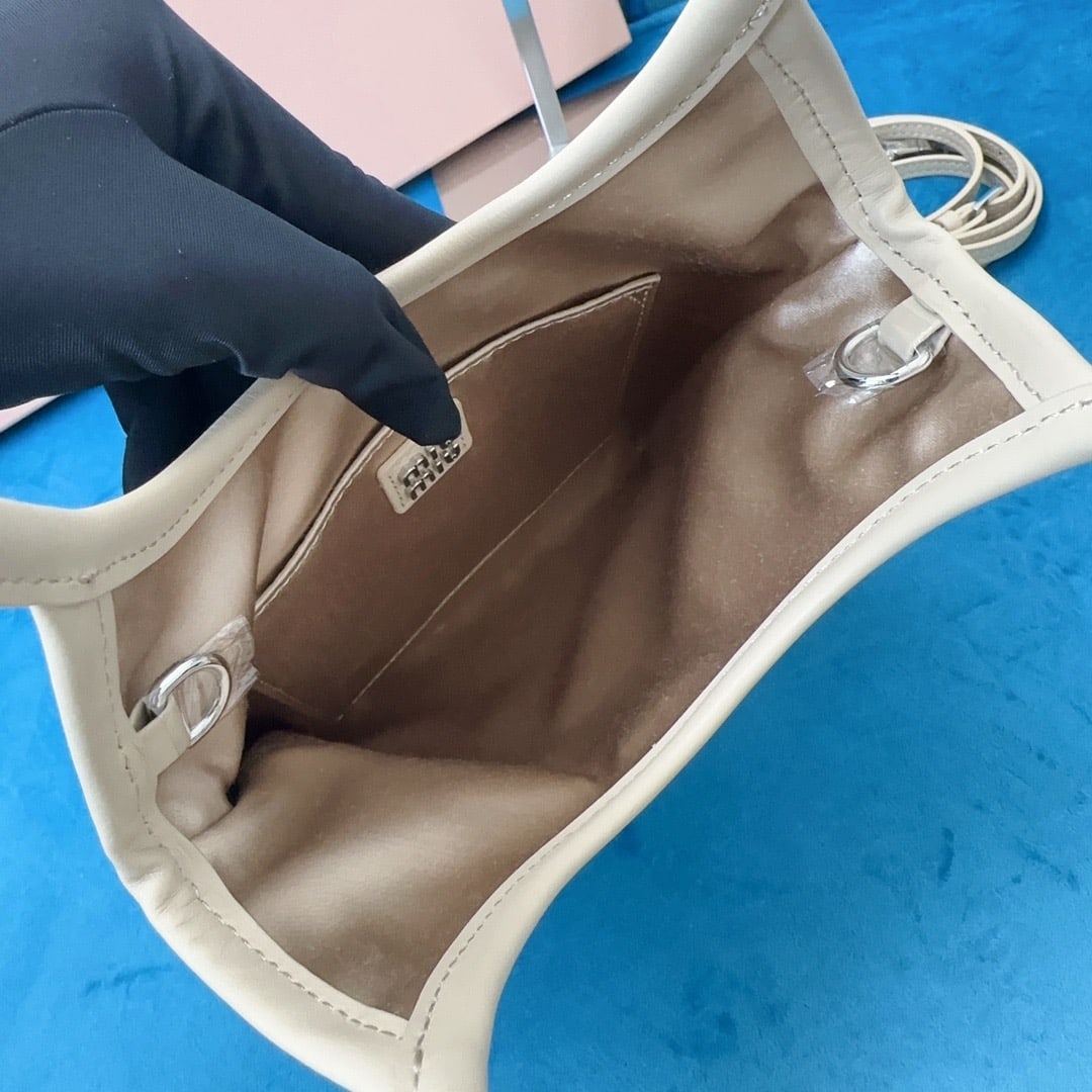 MIUMIU - 7