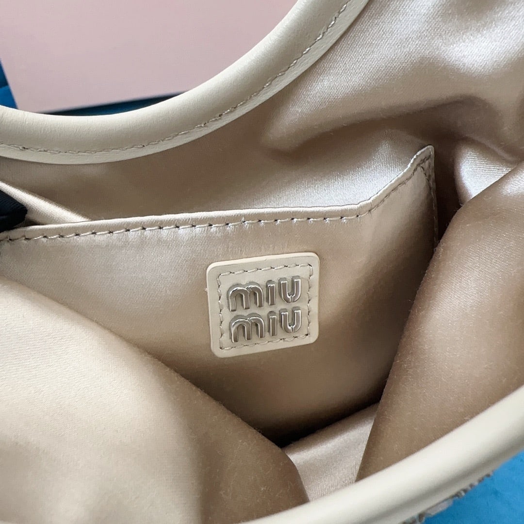 MIUMIU - 8