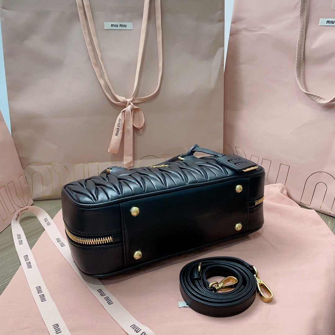 MIUMIU - 4