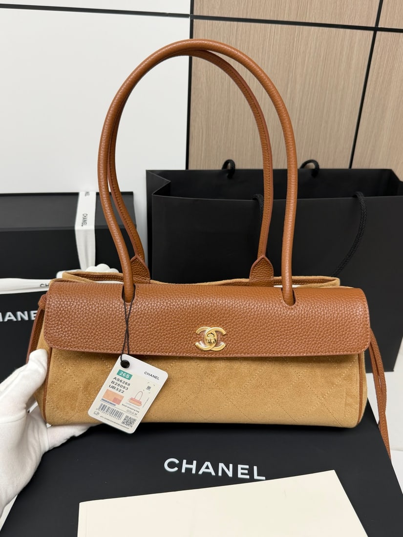 CHANEL - 2