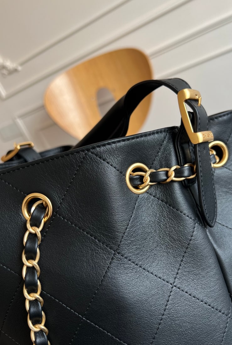 CHANEL - 4