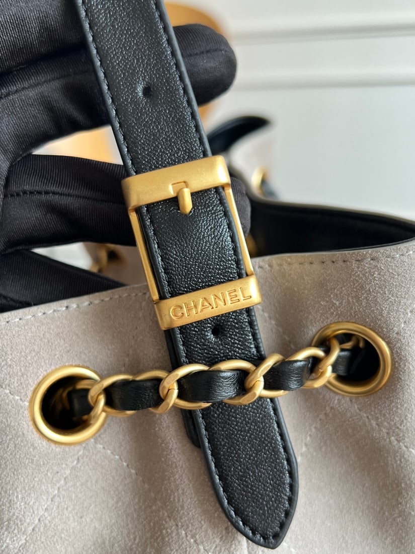 CHANEL - 10
