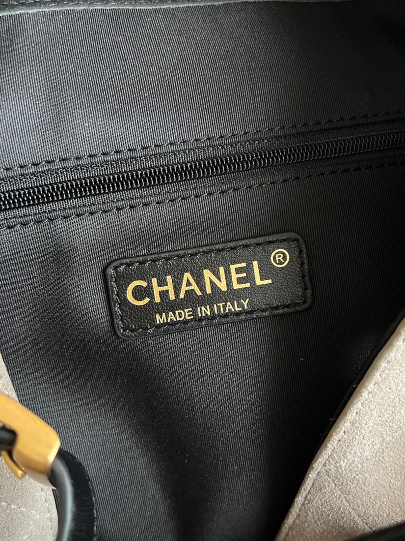 CHANEL - 11