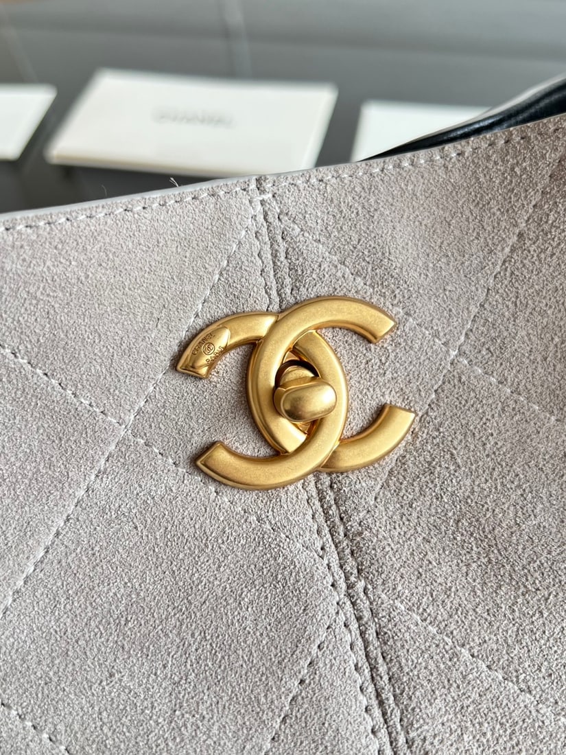 CHANEL - 7