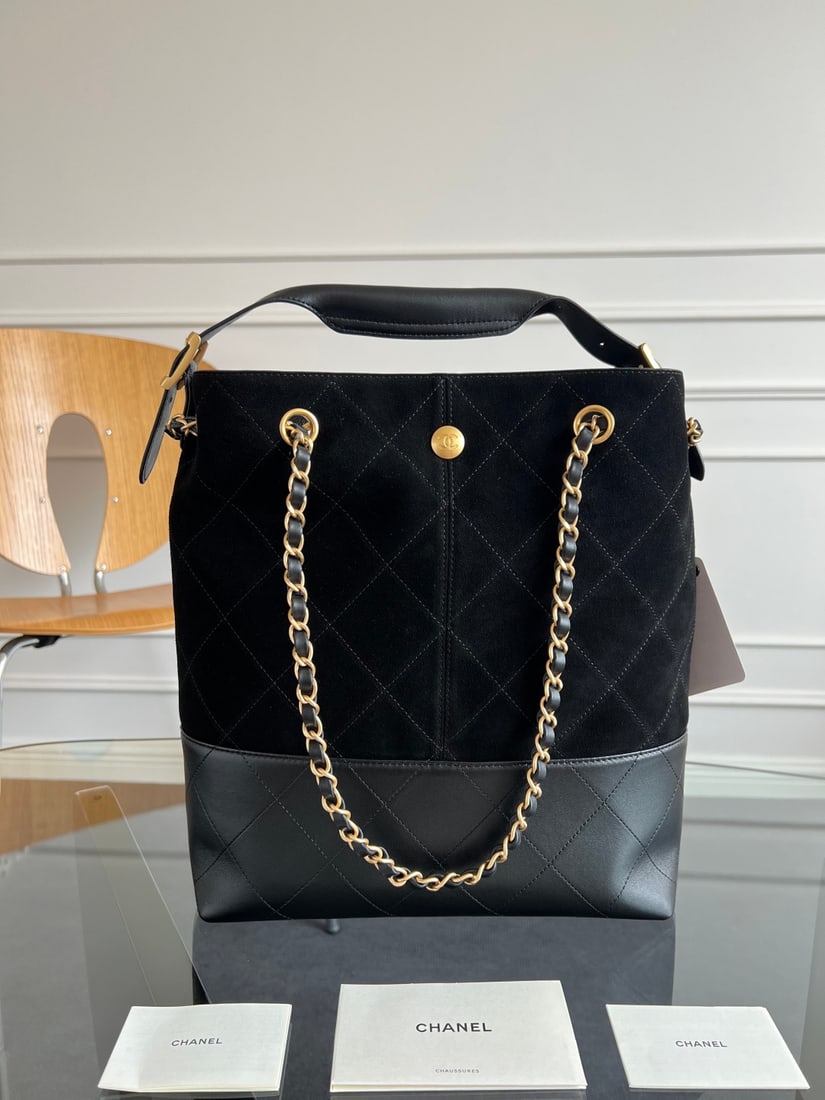 CHANEL - 3