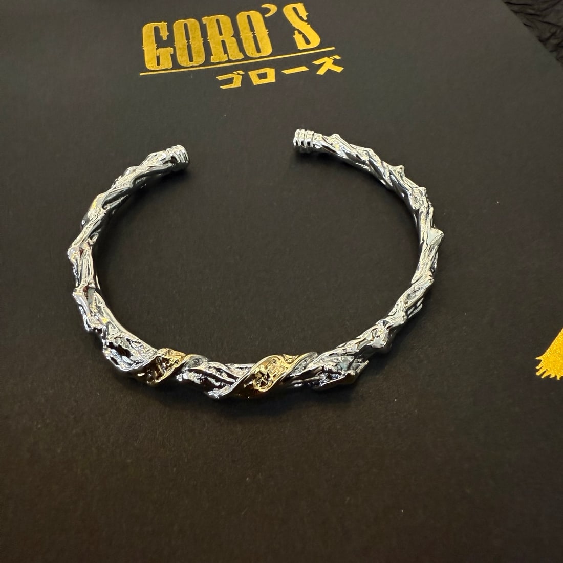 Goro's Open Bracelet (1 of 8)