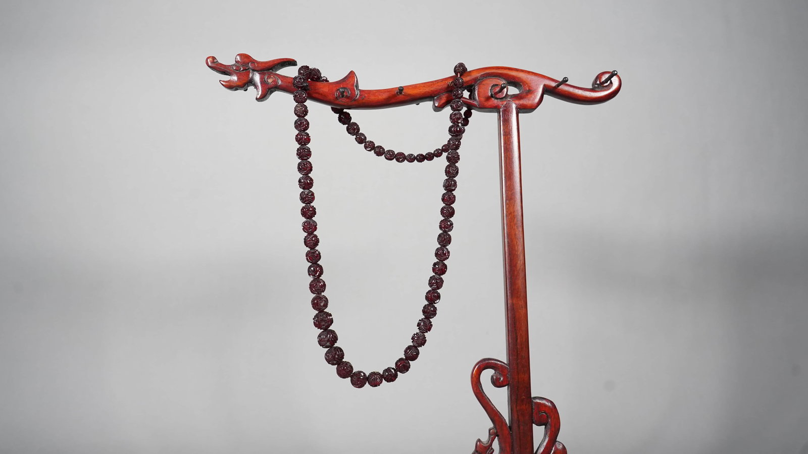 Vintage Natural Carved Cherry Amber Beads Necklace (1 of 6)