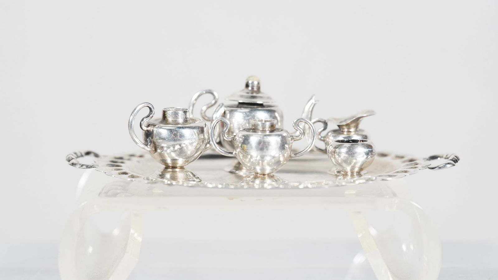 A Group of Vintage Stealing Silver Mini Coffee Tea Set (1 of 6)