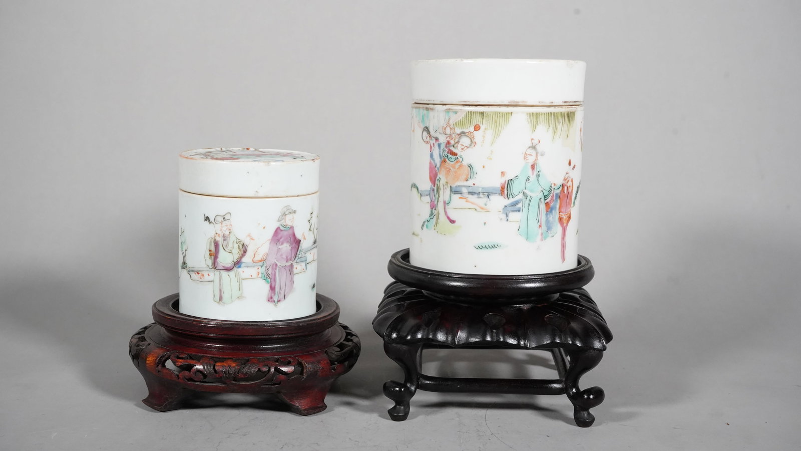 Two Antique (Tongzhi Period) Chinese Famille Rose Porcelain Figure Pattern Jars with Lids (1 of 6)