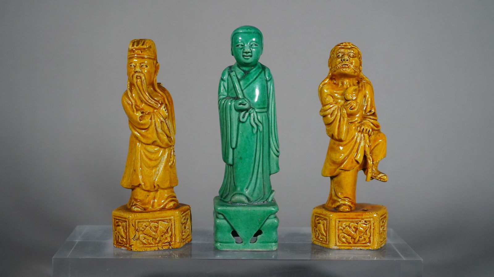 Three Chinese Antique Yellow & Green Glazed Porcelain Figures Statue (1 of 6)