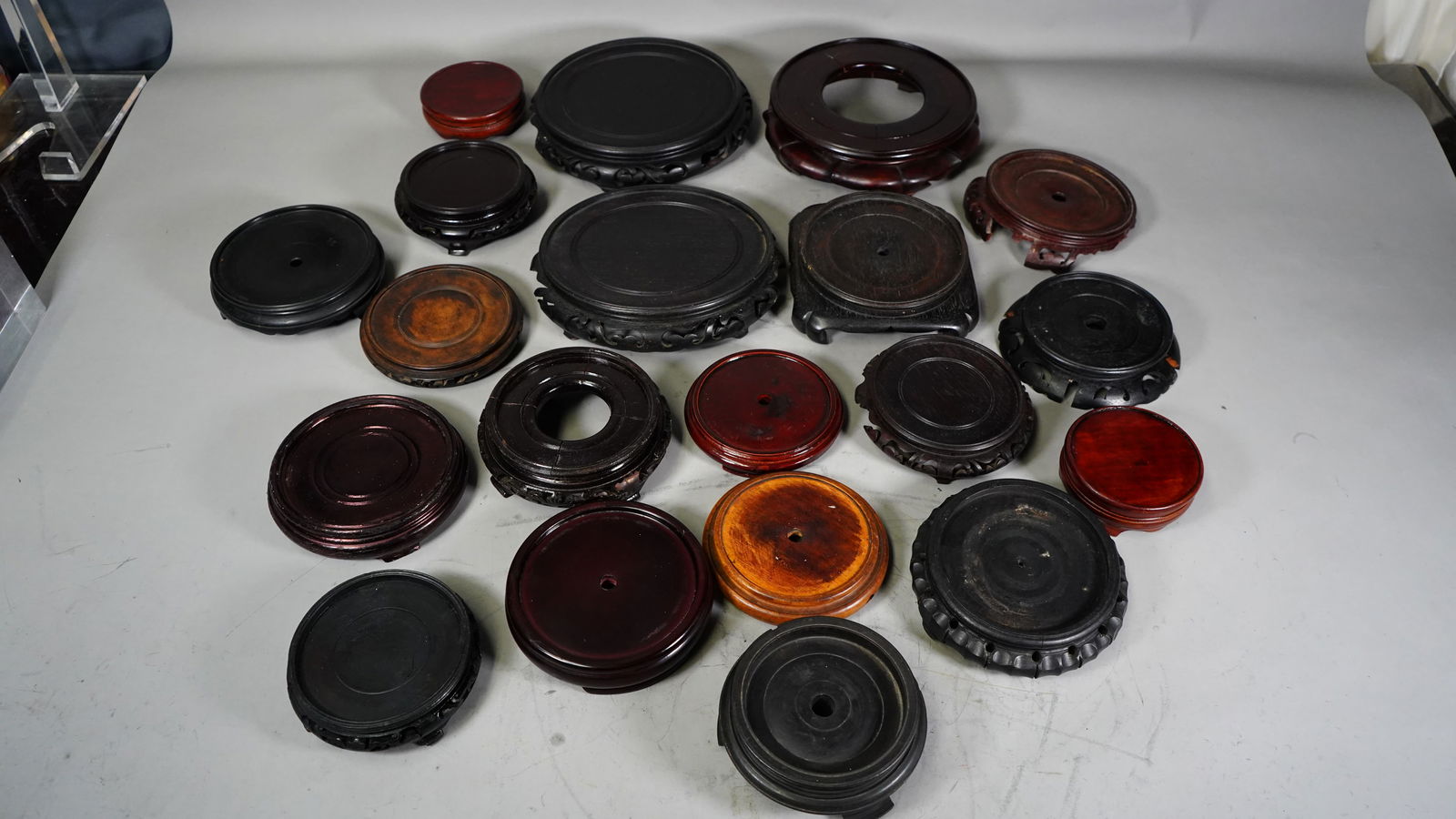 20 PCS Mixed Size Oriental Wooden Stands (1 of 7)