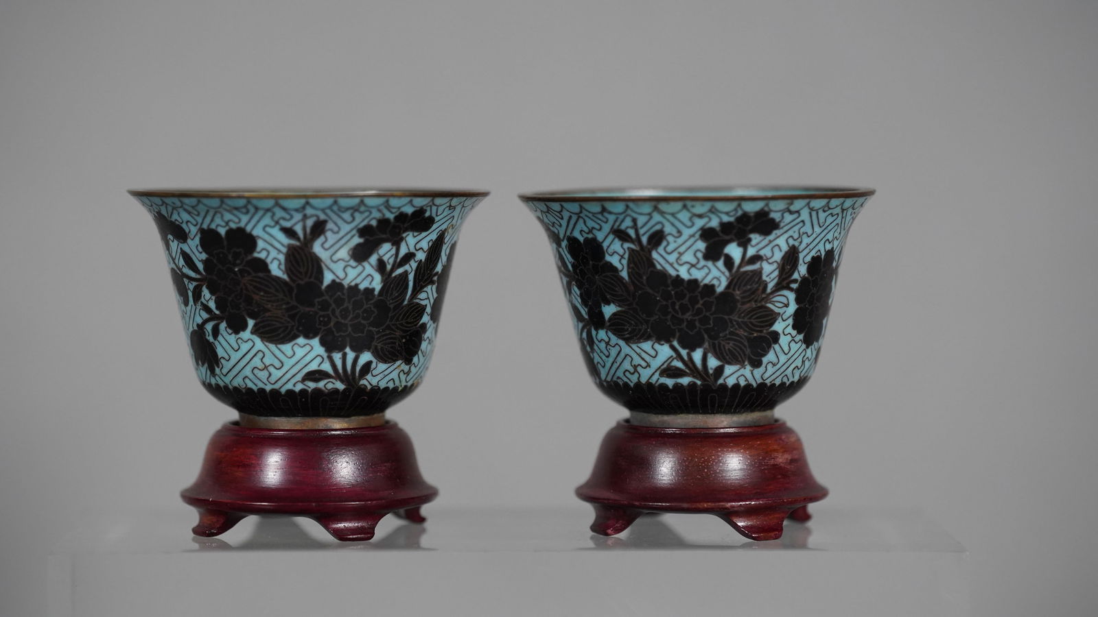 Pair of Exquisite Antique Chinese Cloisonne Brass Tea/Sake Cups with Wooden Stand (1 of 6)