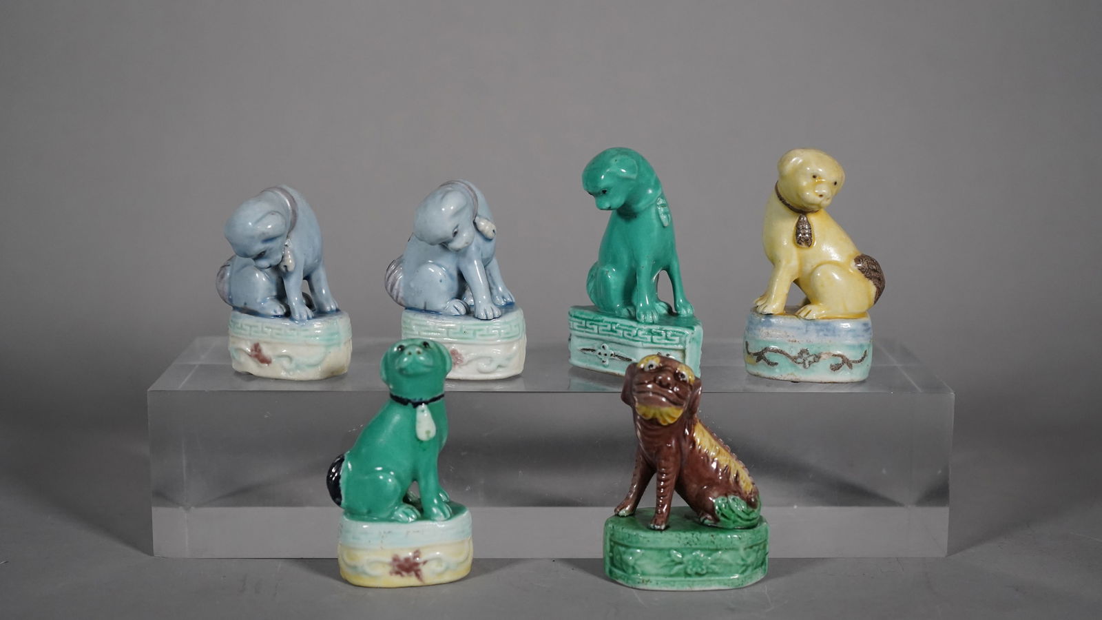 Group of 6 Antique Chinese Porcelain Mini Dogs Statue (1 of 7)
