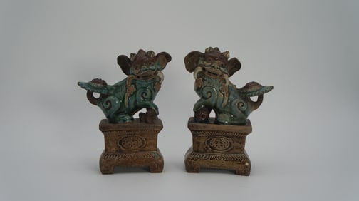 Rare Pair of Early Qing Dynasty Chinese Tri Color Glaze Ceramic Foo Dogs Incense Burners