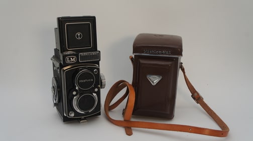 Vintage Yashica Mat Film Camera with Genuine Leather Case