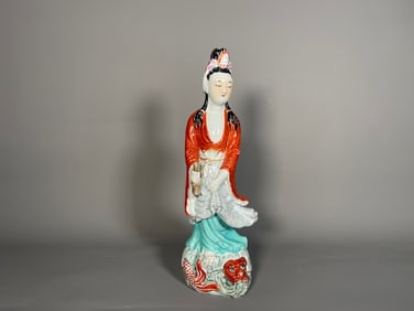 Vintage Chinese Famille Rose Porcelain Guanyin Figurine Statue