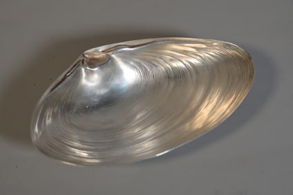 Vintage WALLACE Sterling Silver Clam Shell Dish (No. 4094)