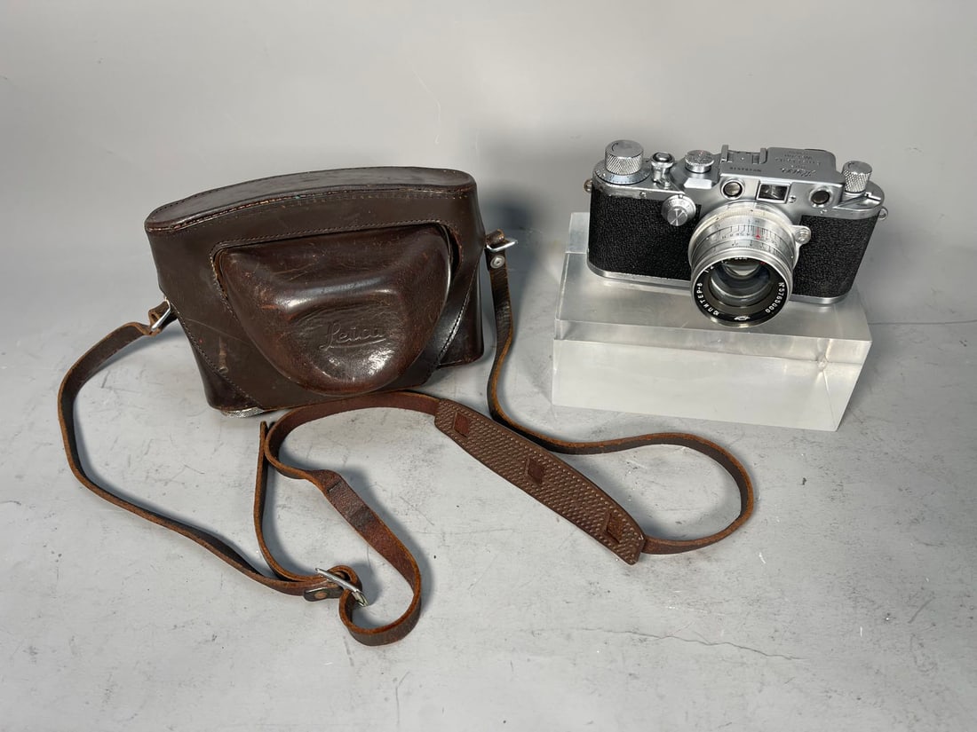 Vintage Leica IIlc Rangefinder Ernst Leitz Wetzlar Film Camera, Made in Germany, No. 484518 (1 of 8)