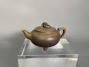 Vintage Chinese Yixing Handmade Purple Clay Footed Teapot by "Jiang Li Ping"