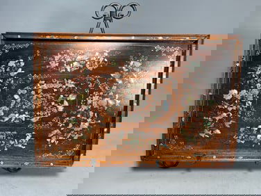 Exquisite Antique Asian (Japanese/Chinese) Hardwood Tray w/Mother of Pearl Inlay