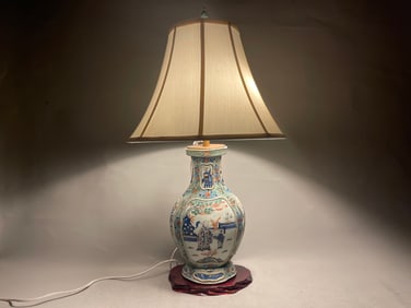 Rare Finely Antique Chinese Famille Rose Porcelain Bottle-Shaped Vase Lamp, Undrilled