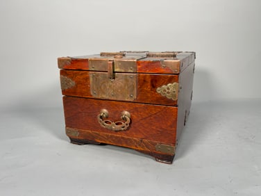 Vintage Beautiful Oriental Hand-Carved Rosewood Travelling Makeup Cosmetics Box w/Mirror, Maker