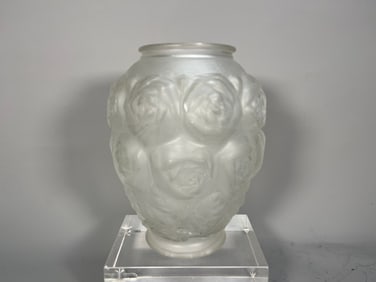 Elegant Antique Bohemiz Art Deco Frosted Glass Vase w/Rose Flowers Relief Design