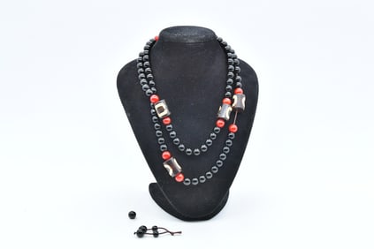 Old Tibetan Style Black & Red Agate Beaded Necklace w/Four Dzi Beads