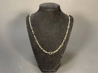 Fine Vintage Designer/Brand Sterling Silver Necklace: Fine Vintage Designer/Brand Sterling Silver Necklace. Total length 26", Weight 25g, (Stand Not Included)