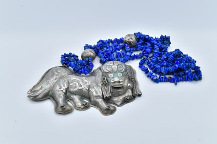 Vintage 3 Strand Lapis Lazuli Chips Necklace w/Large Silver Metal Foo Dog Pendant