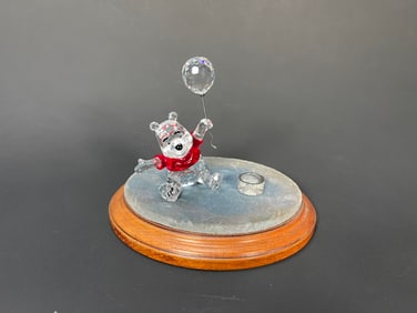 Lovely Vintage Swarovski Crystal Figurine Disney Winnie the Pooh & Swarovski Fashion Ring