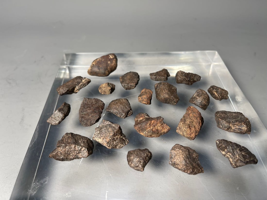 21 Pcs Total Weight 209.2 Grams Highly Magnetic Unclassified Meteorites (1 of 5)