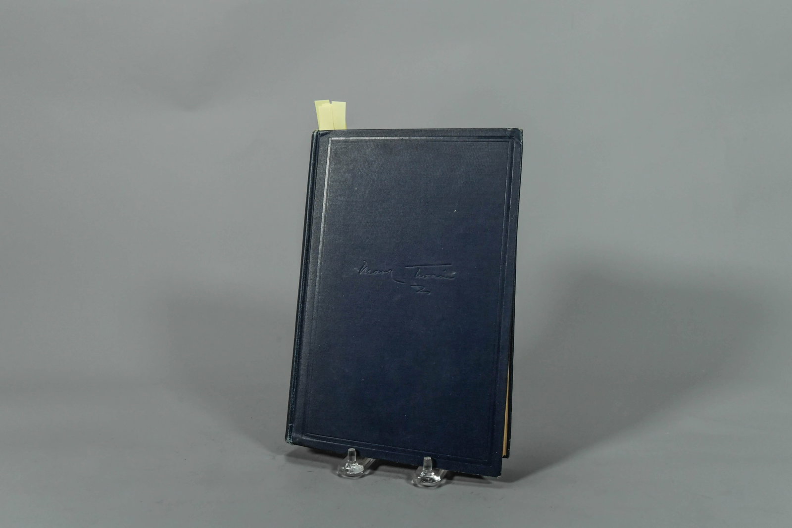 "My Father - Mark Twain" by Clara Clemens(Mark Twain's Daughter), Harper Brothers Publishers 1931,: "My Father - Mark Twain"1 by Clara Clemens(Mark Twain's Daughter), Harper Brothers Publishers 1931, w/Author's Signature. (Stand Not Included)