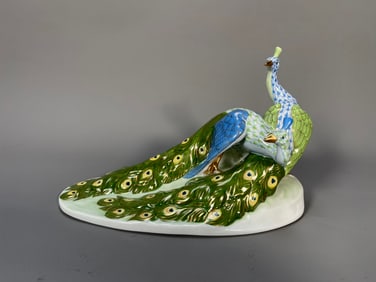 Exquisite & High Quality Herend Hungary Hand-Painted Twins Peacock Figurine