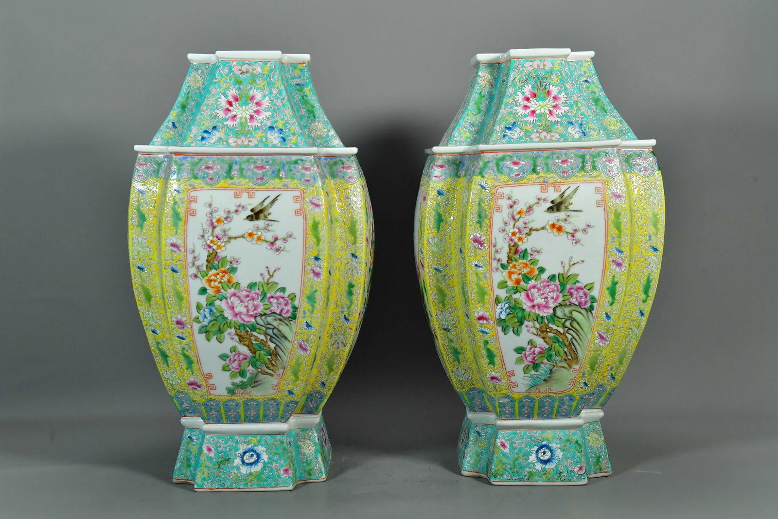 Large Pair of Chinese Famille Rose Porcelain Vases w/Special Shape: Large Pair of Chinese Famille Rose Porcelain Vases w/Special Shape. Measures approx. 10"L x 10"W x 18"H. In perfect condition. (Stand Not Included)