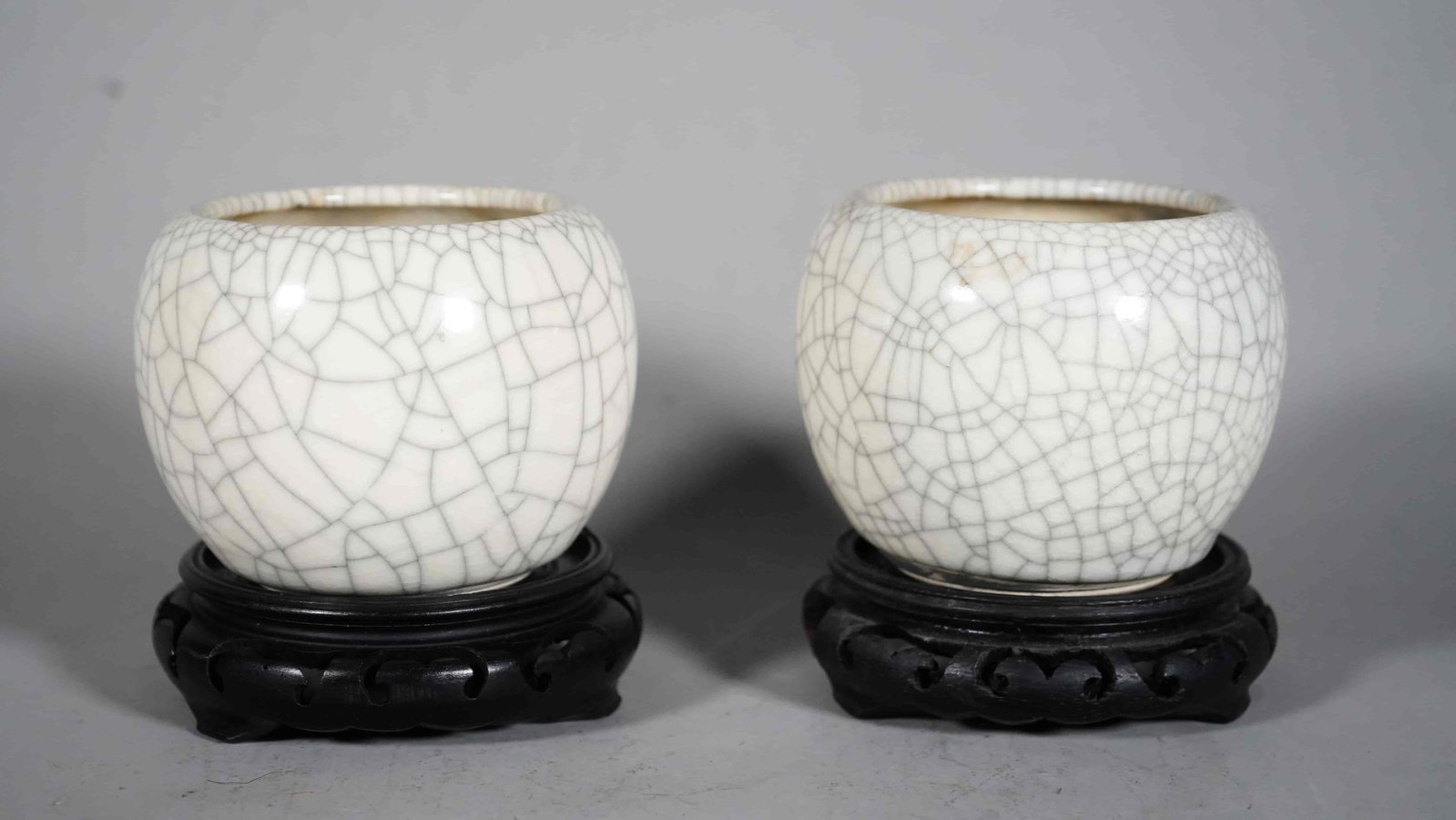 Pair of Vintage White Crackle Glaze Porcelain Brush Bowls: Pair of Vintage White Crackle Glaze Porcelain Brush Bowls. (Stand not Included), Diameter size: 3"1/2, High size: 3"1/4, (Stand Not Included)