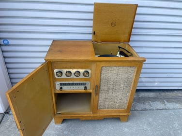 Vintage Sound System Philco G-1809, Made in U.S.A.