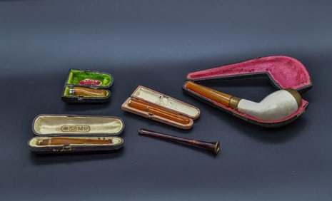 Group of 5 Vintage Pipe & Amber Cigarette Holders, One w/18K Gold & the Other One w/Sterling Silver